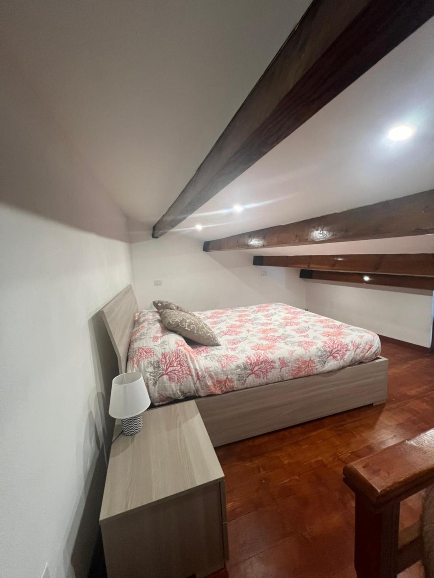 Station Rooms37 Сассари Экстерьер фото